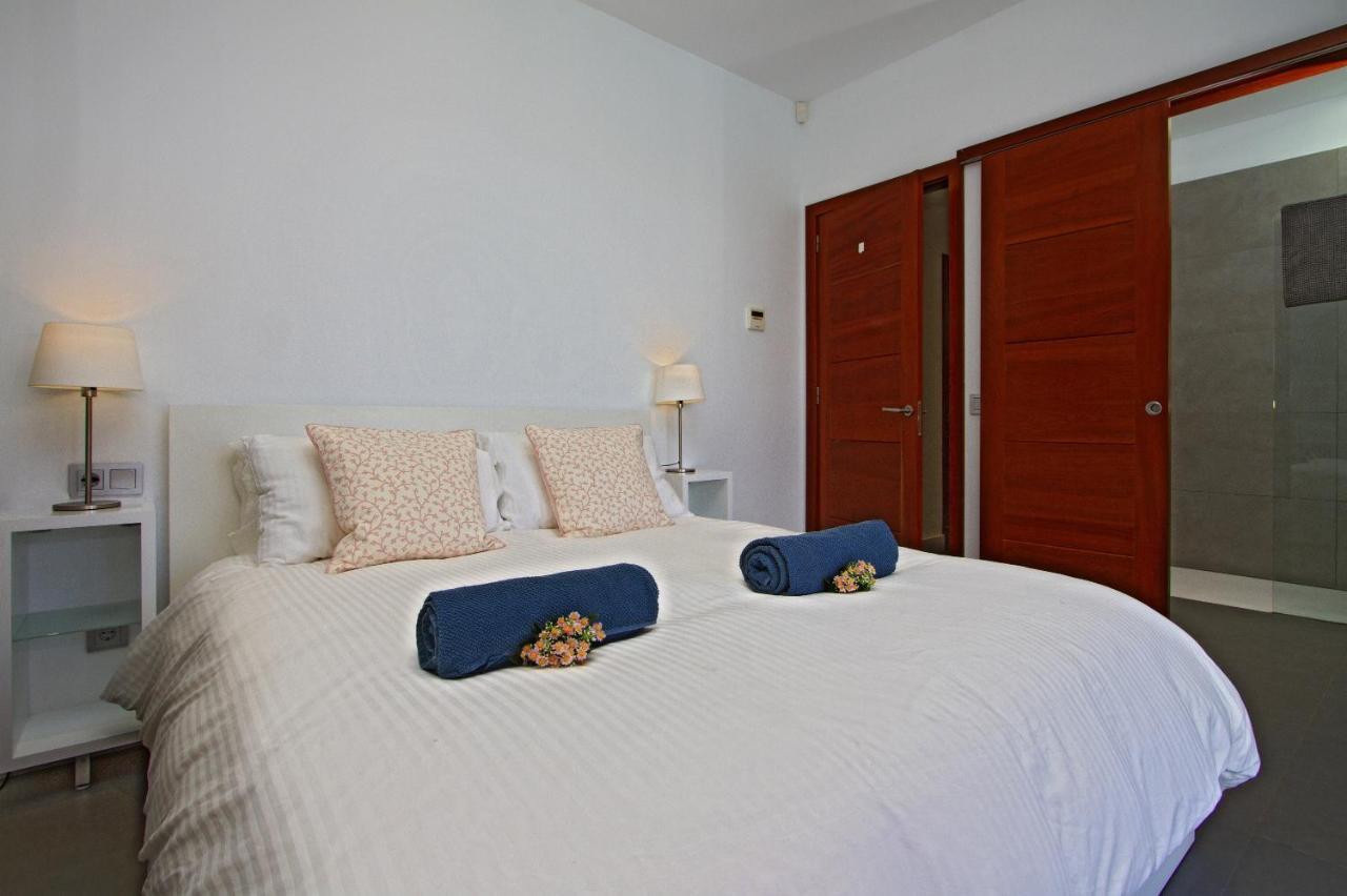 Luxury Los Mojones Villa Short Walk To Old Town Private Heated Pool Villa Los Mojones Angie Puerto Del Carmen Tías Esterno foto